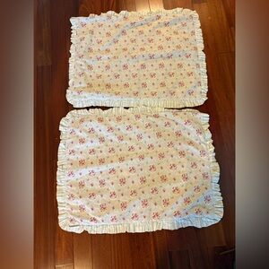 Simply Shabby Chic Rachel Ashwell Pillow Shams (2) Pair 27x21 In + 1.5 In Ruffle